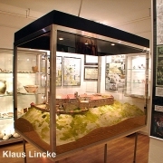 Im ersten Raum der Ausstellung hat das neue Modell seinen Platz gefunden. - Bildautor: Klaus Lincke